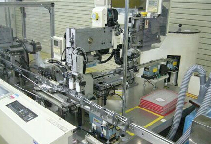 非標(biāo)自動化激光打標(biāo)流水線系統(tǒng) 非標(biāo)自動化激光打標(biāo)流水線系統(tǒng)