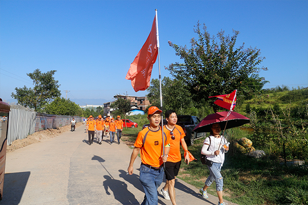 超越激光出行 超越激光出行